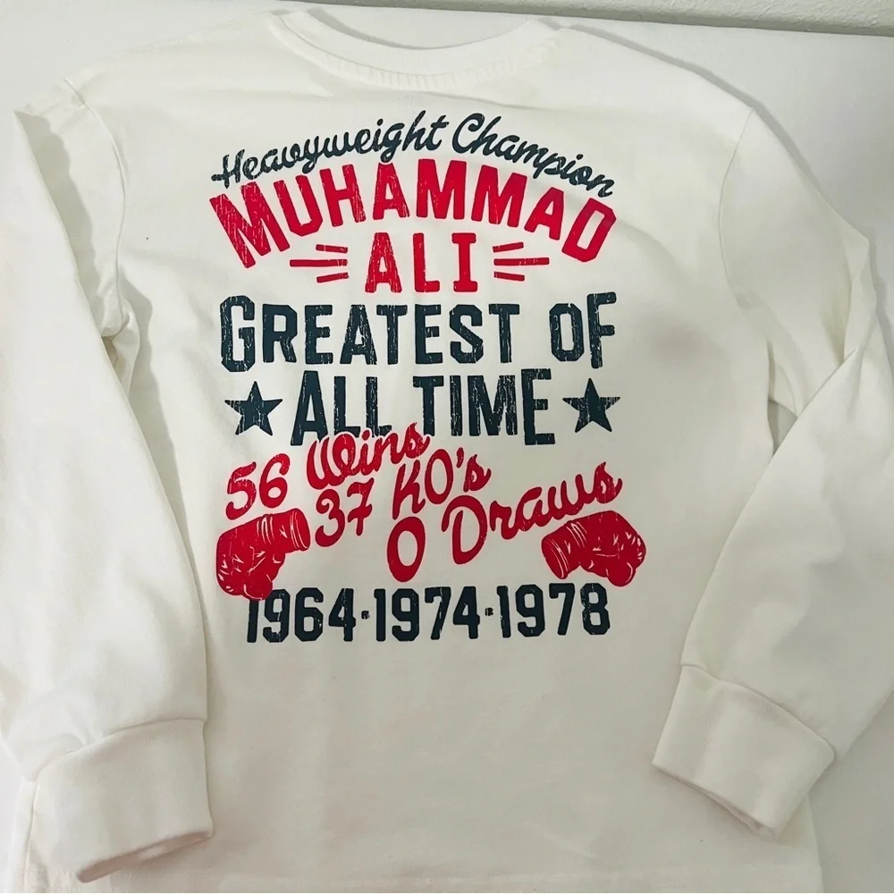 GAP Kids Boys Small Bundle (3) Graphic Long Sleeve Basquiat, Boxing, Machu EUC
